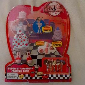 Super Strawberry Fashion Pack